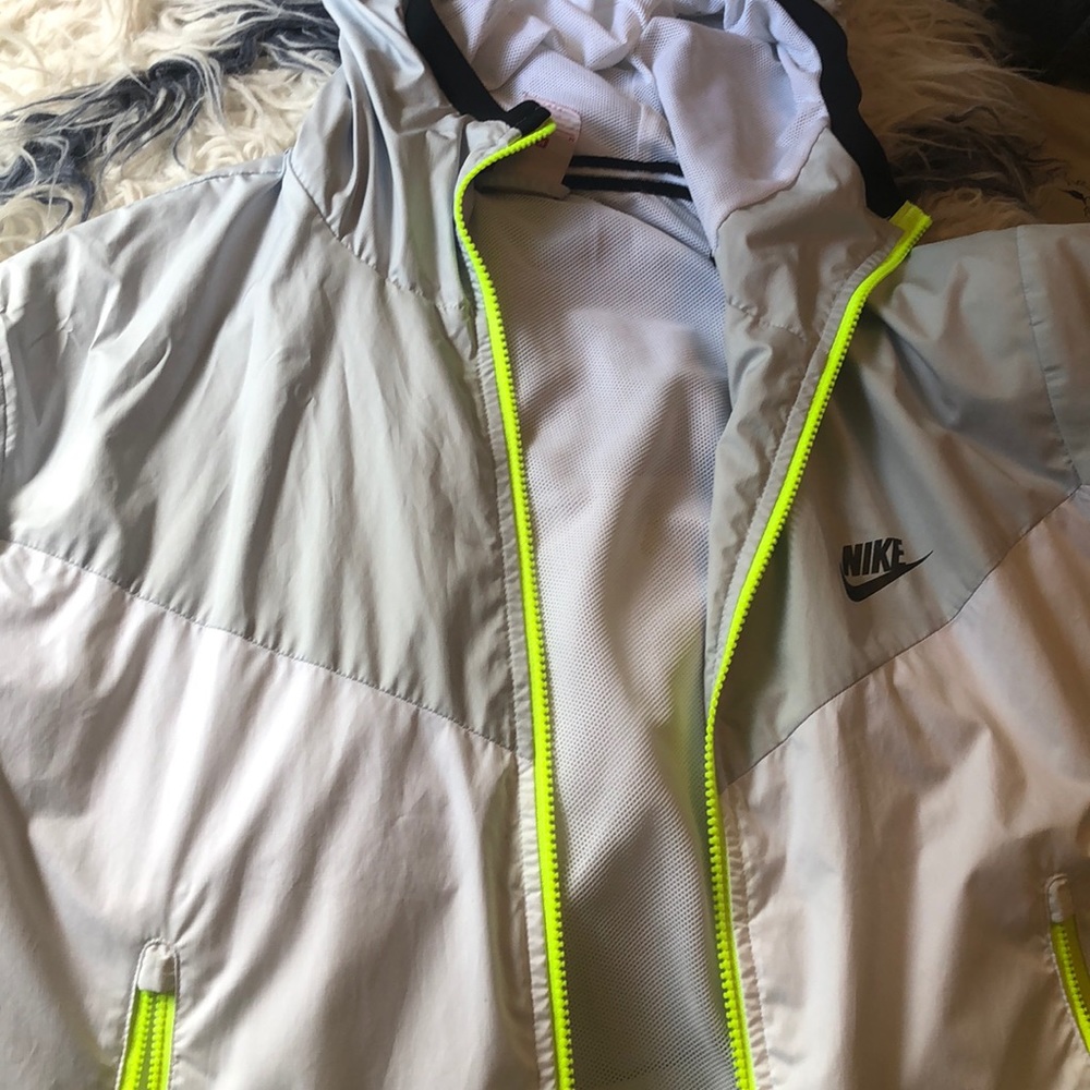 Nike wind breaker